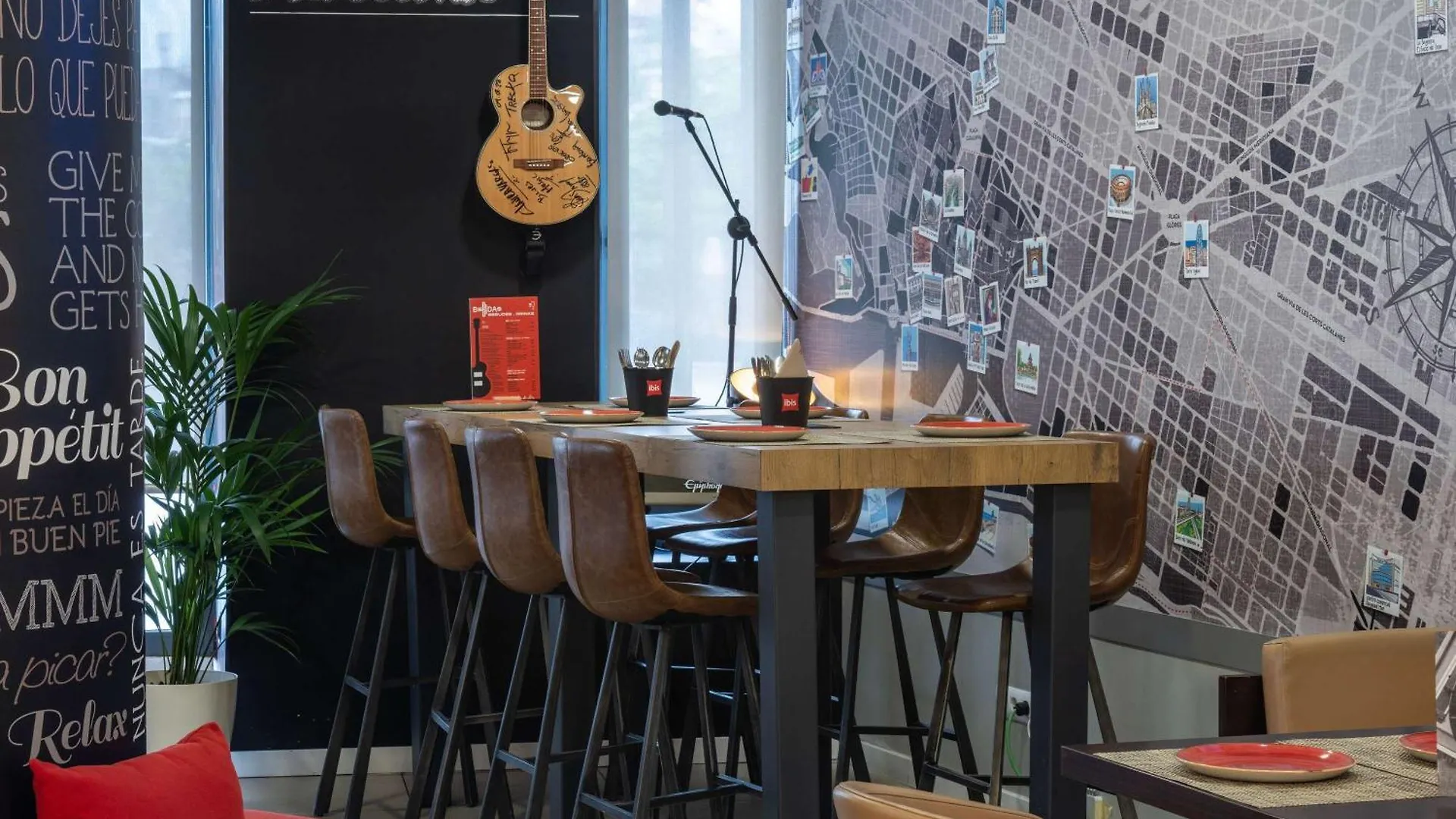 Ibis Barcelona Meridiana Otel