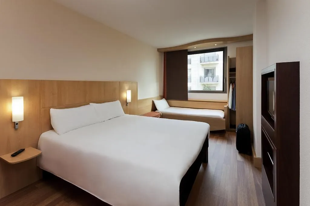 ** Otel Ibis Barcelona Meridiana İspanya